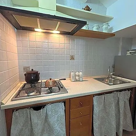 Lilium Bed & Breakfast 3*