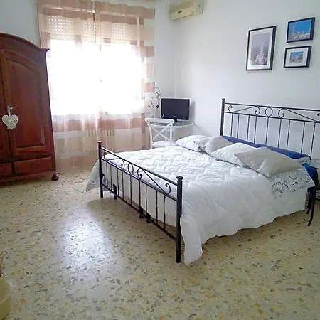Lilium Bed & Breakfast 3*