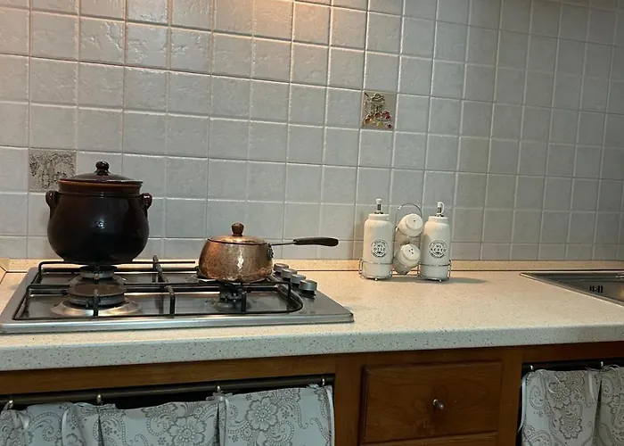 Lilium Bed & Breakfast 3*